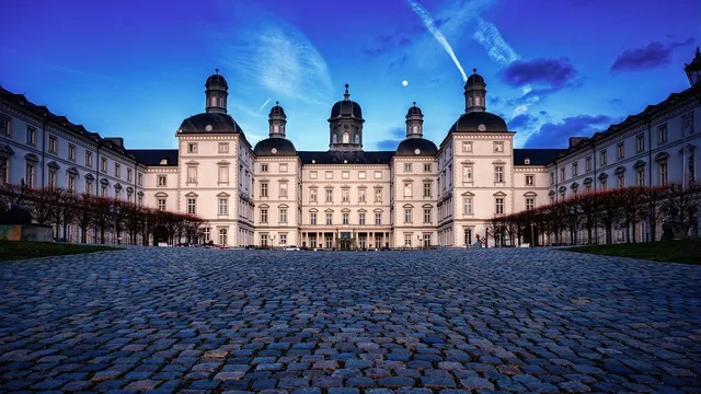 Hotel-Platte Geschäftsführung